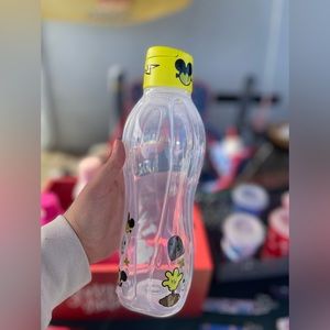 NEW Tupperware 1 litter water bottle its custom!!